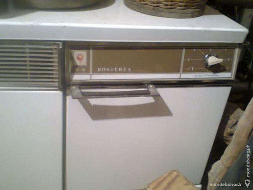 cuisini&egrave;re &agrave; bois et charbon Electroménager