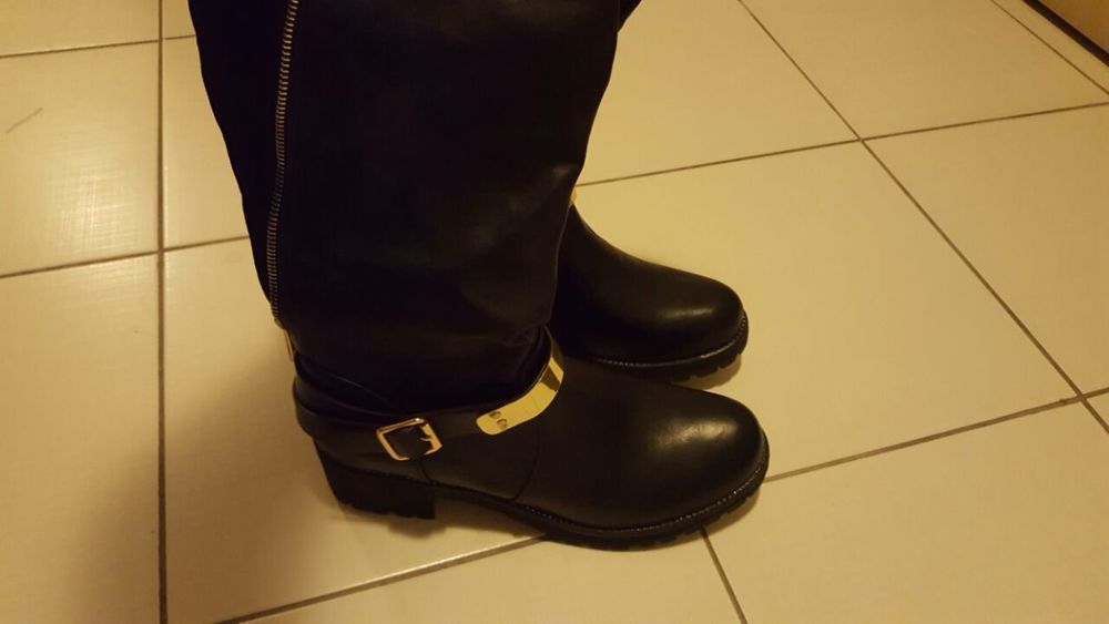 Bottes neuves Chaussures