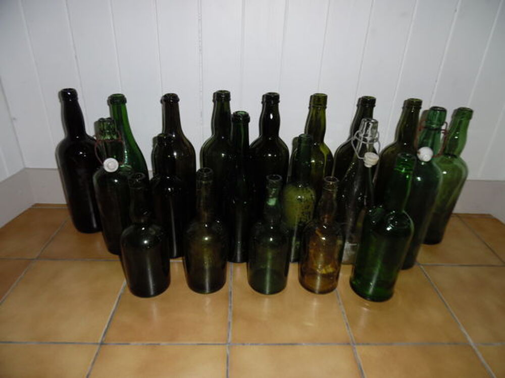 Bouteilles anciennes 