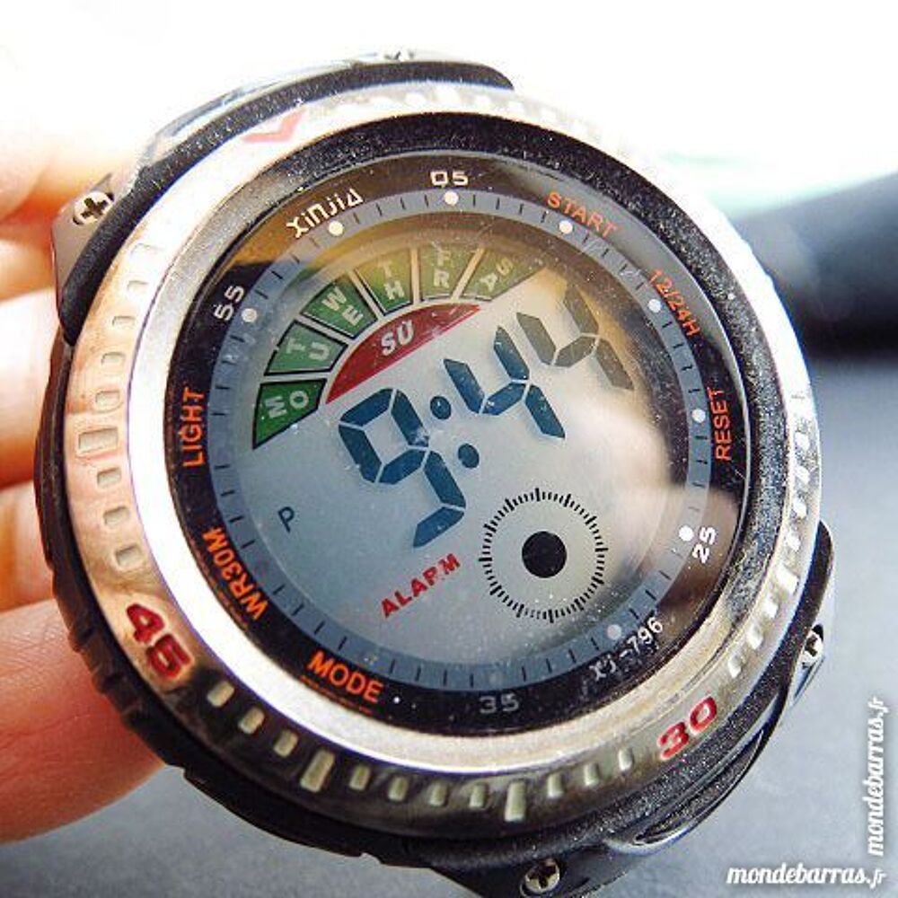 XINJIA LITHIUM montre chrono 1/100&egrave;me JUMBO DIV027 Bijoux et montres