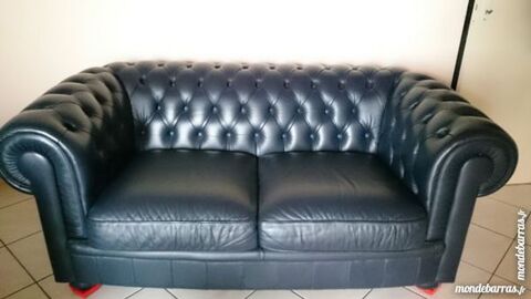 Canap Chesterfield cuir marine 2 places fixe 1200 Quetigny (21)