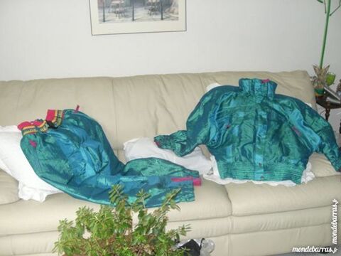 Anorak + pantalon ski, dperlant 40/42 15 Le Perray-en-Yvelines (78)