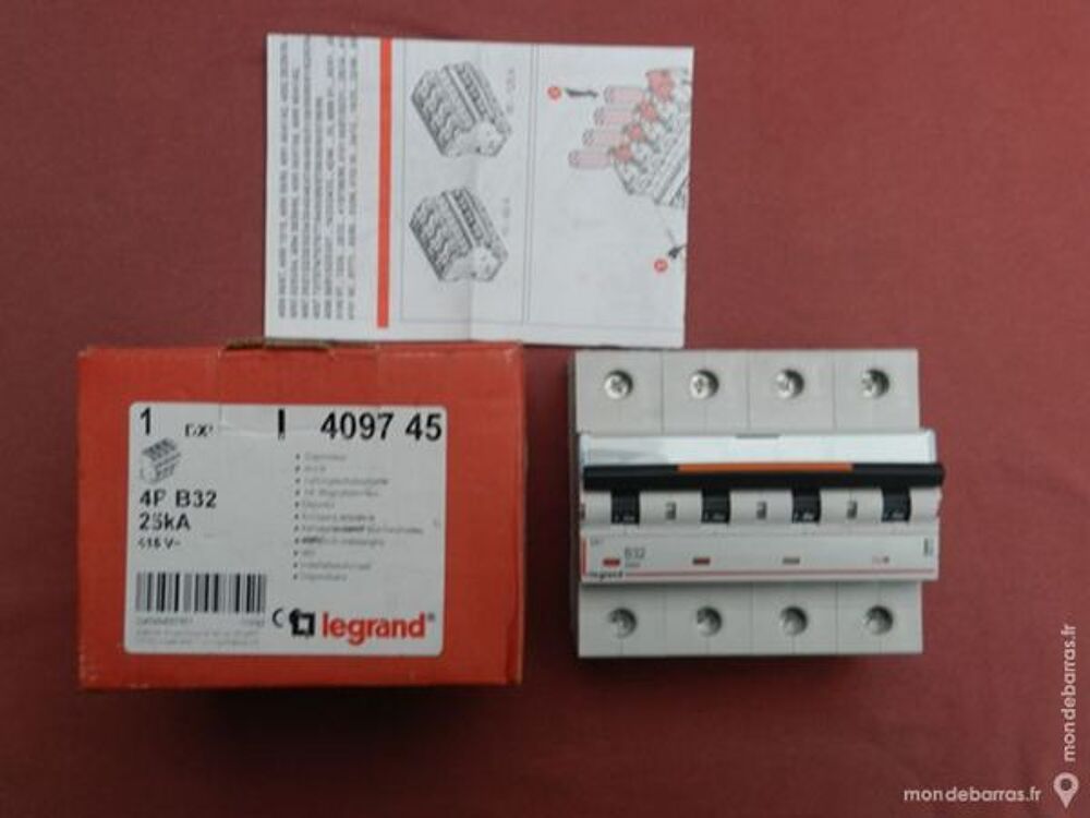 R&eacute;f 409745 LEGRAND DISJONCTEUR DX&sup3; 4P 32A 25kA B Bricolage