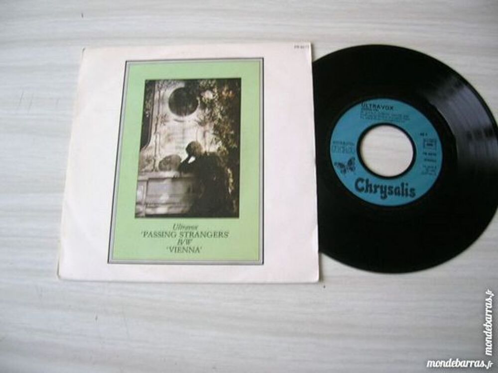 45 TOURS ULTRAVOX Passing strangers/Vienna CD et vinyles