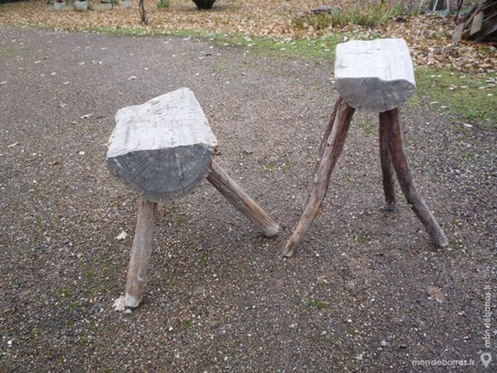 Sellette/porte vase,d&eacute;co rustique ,buche,tabouret/ Décoration