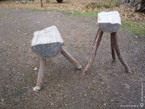 Sellette/porte vase,déco rustique ,buche,tabouret/ 10 Castres (81)