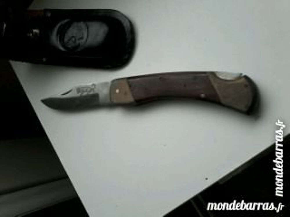 Couteau canif pliable occas.avec son &eacute;tui en cuir Cuisine