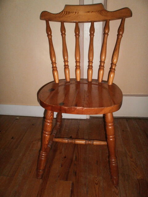 chaise en pin 18 Saint-L� (50)