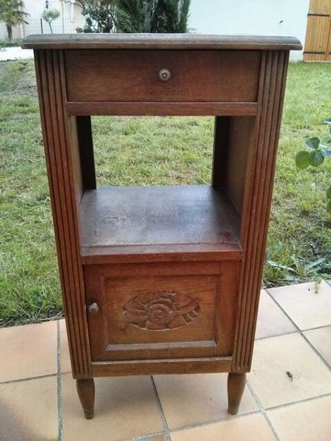 Table de nuit ancienne 10 Gragnague (31)