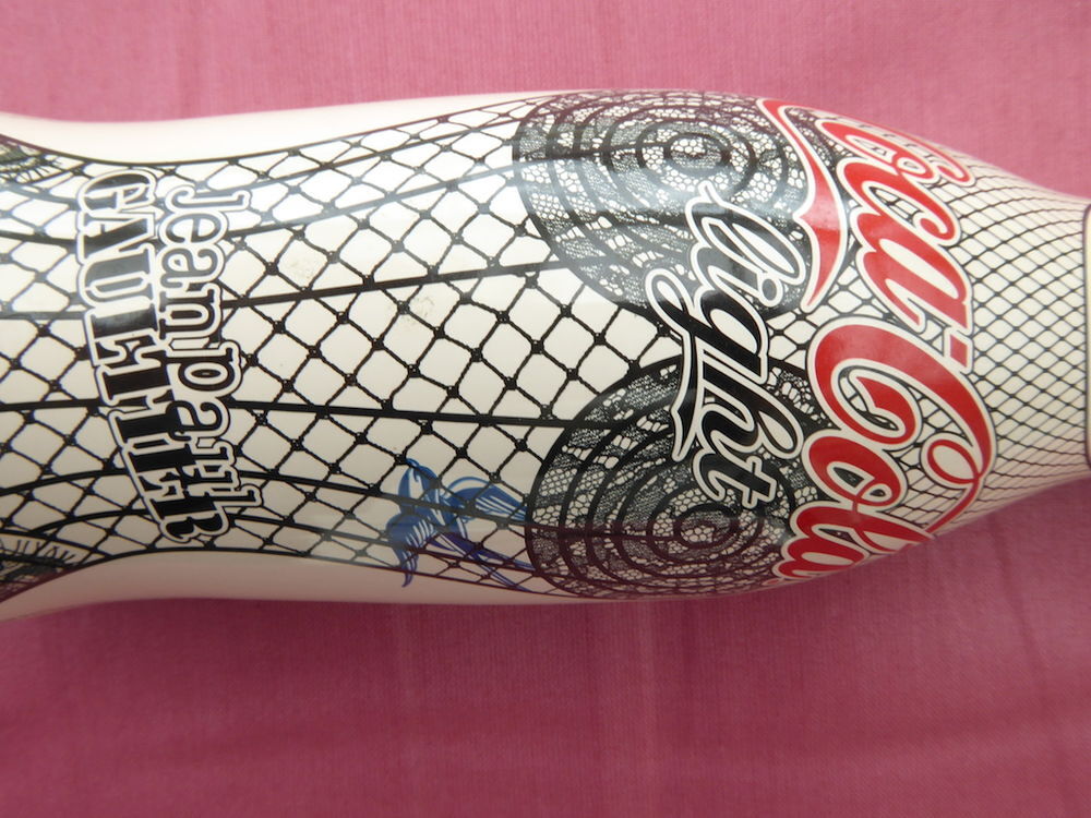 Bouteille coca-cola jean paul gaultier tatoo 2012 Dcoration