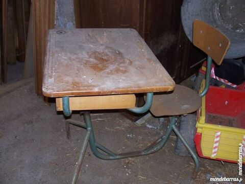 vide  garage 55 Carlus (81)