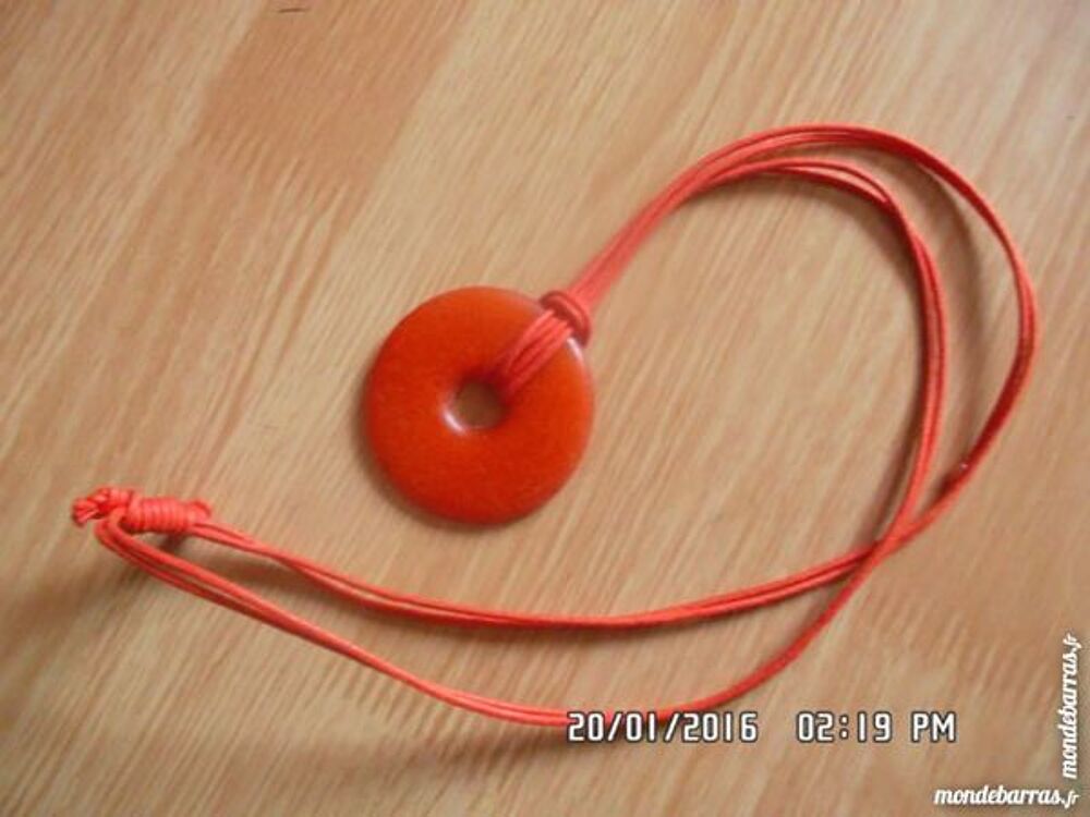 collier rond orange*juste 1e*kiki60230 Bijoux et montres