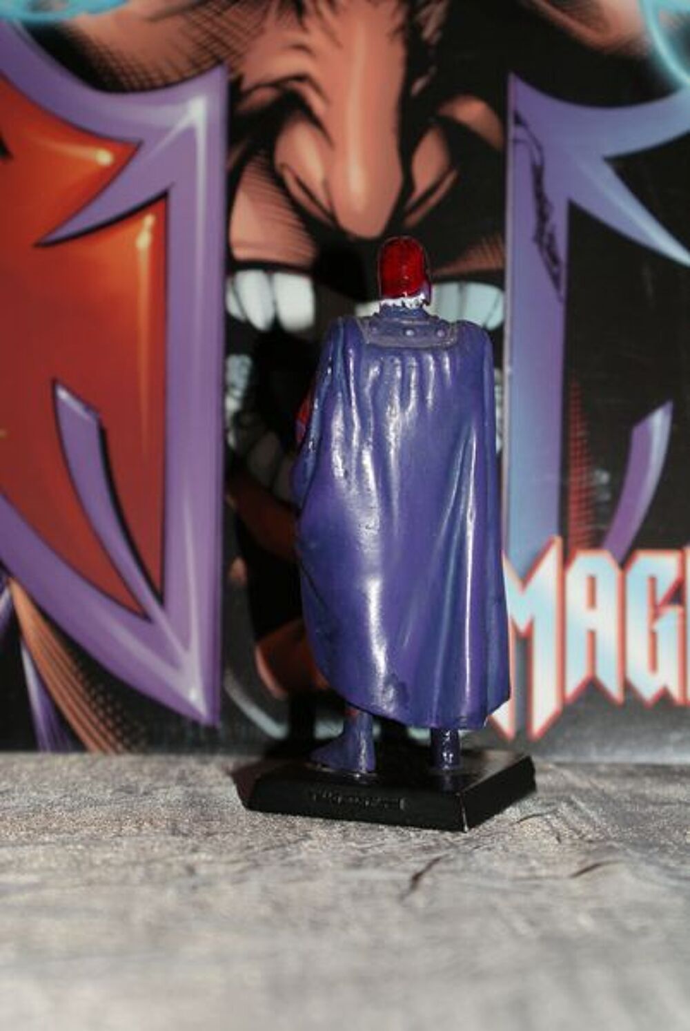 figurine en plomb "marvel eaglemoss" MAGNETO 