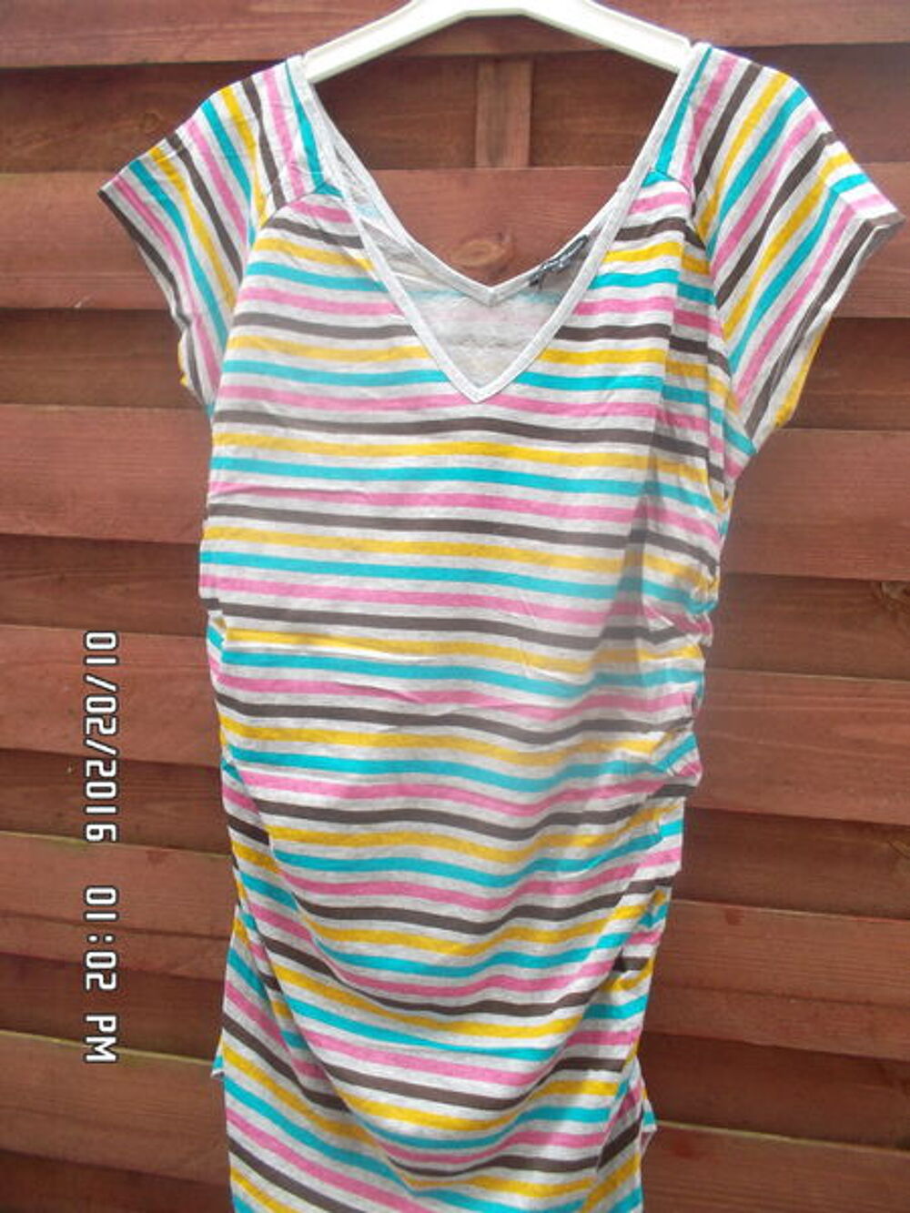 TEE SHIRT GRIS A RAYURES*JUSTE 2E*KIKI60230 Vêtements