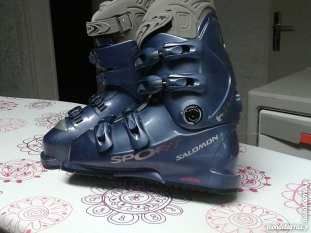 skis Dynastar + chaussures de ski Salomon Sports