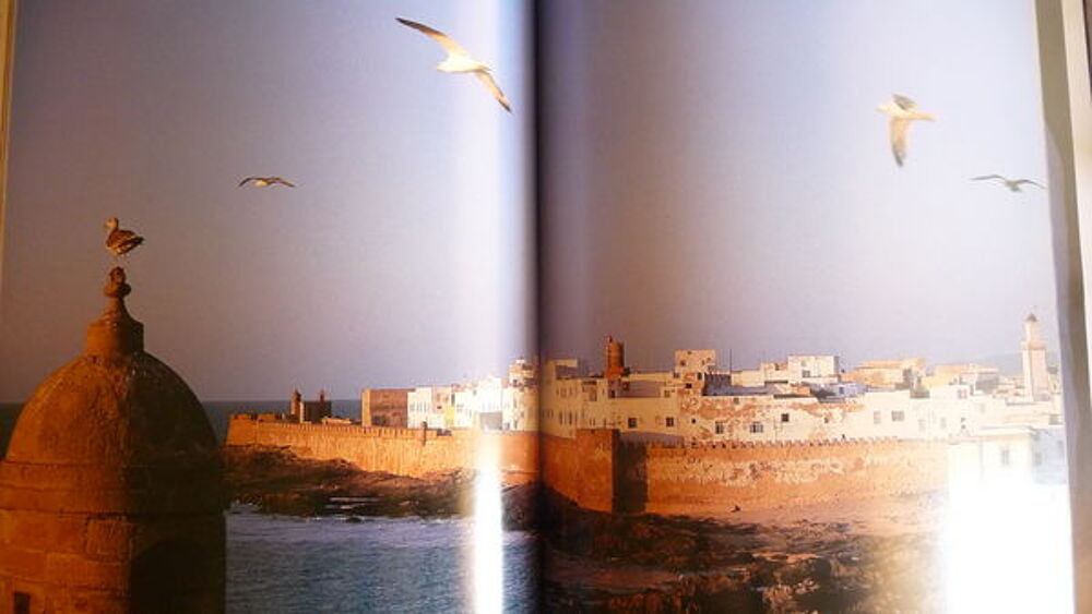 LIVRE "LE MAROC" Livres et BD