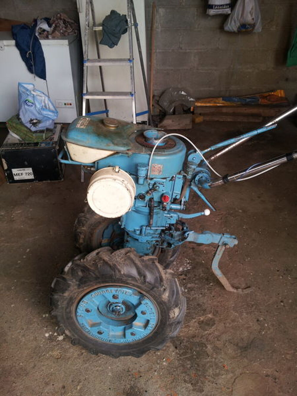 motoculteur staub BB avec Décoration