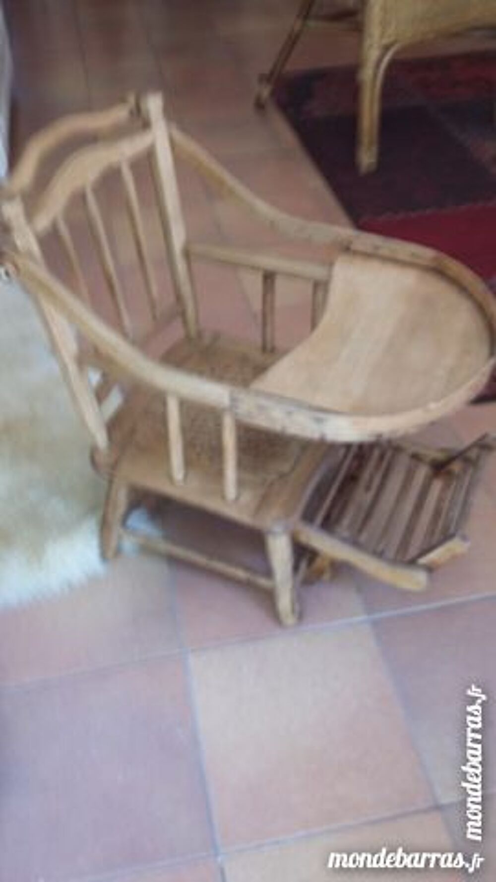 Chaise basse B&eacute;B&eacute; Meubles