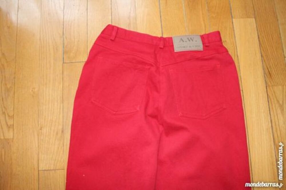 PANTALON Vêtements