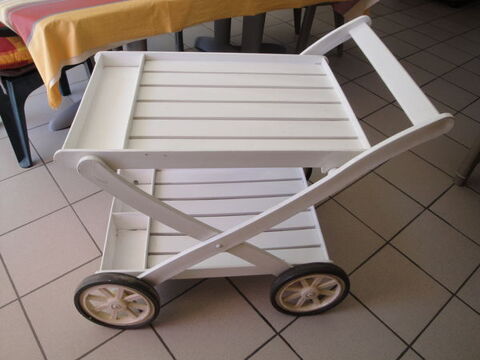 Desserte à roulettes ou chariot à servir 50 Meyzieu (69)