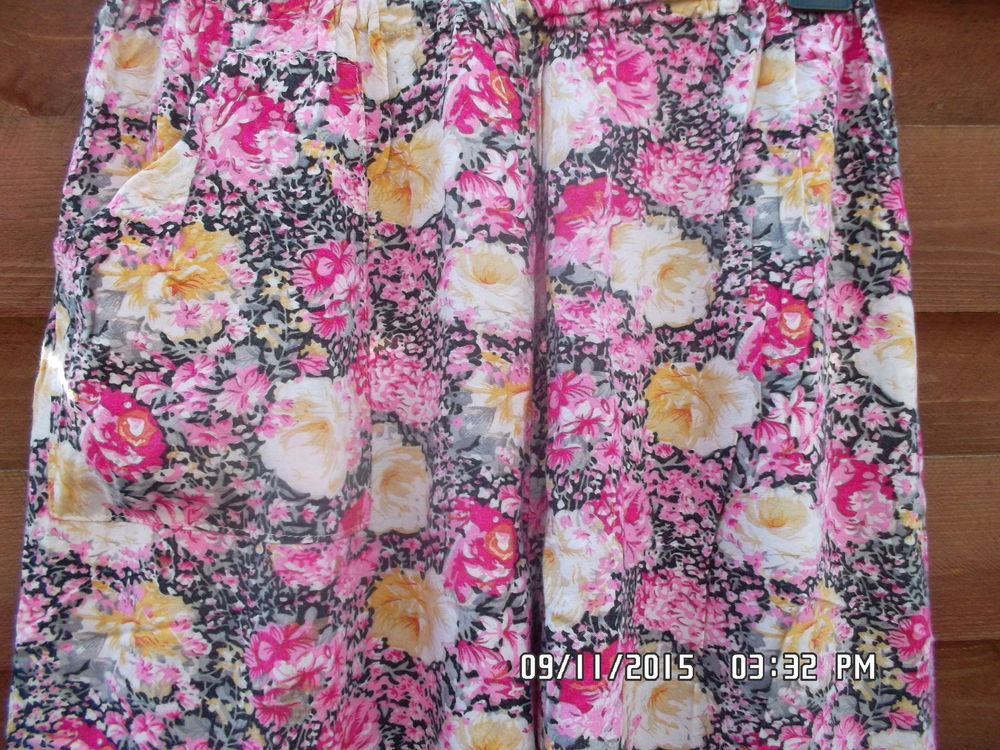 PANTALON DETENTE ROSE A FLEURS T.34-44*3E*KIKI60230 Vêtements