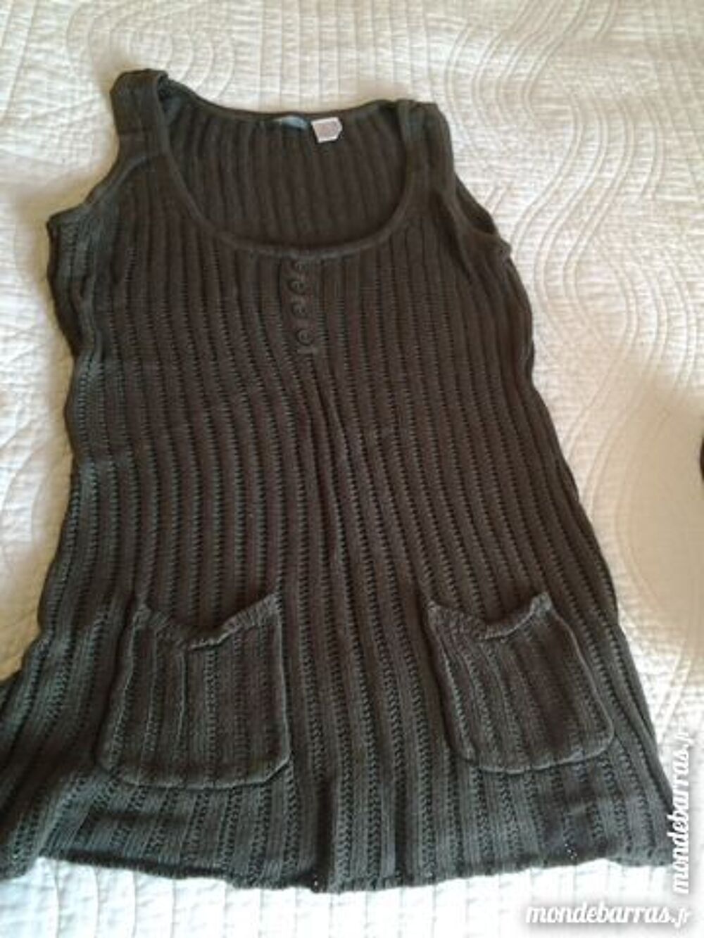 D&eacute;bardeur en laine Vêtements