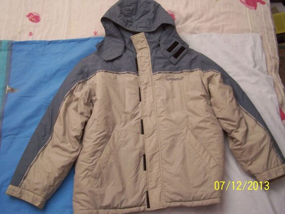 BLOUSON DE SKI OU DE VILLE QUICKSILVER TAILLE 16 ANS Vêtements