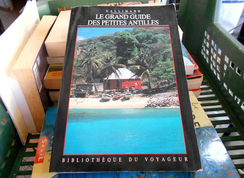 Le grand guide des petites Antilles Livres et BD