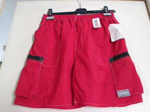 Caleon de bain rouge 5 Goussainville (95)