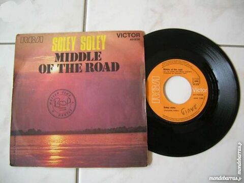 45 TOURS MIDDLE OF THE ROAD Soley soley 5 Nantes (44)