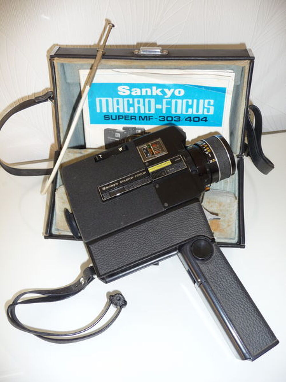 Cam&eacute;ra super 8 SANKYO macro-focus MF404
Photos/Video/TV