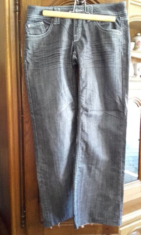 Pantalon jean gris bleuté 3 La Forêt-Sainte-Croix (91)