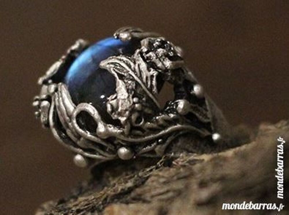 Bague artisanale avec Labradorite Bijoux et montres