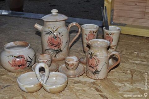 Lot de service  caf en grs 15 Perreuil (71)