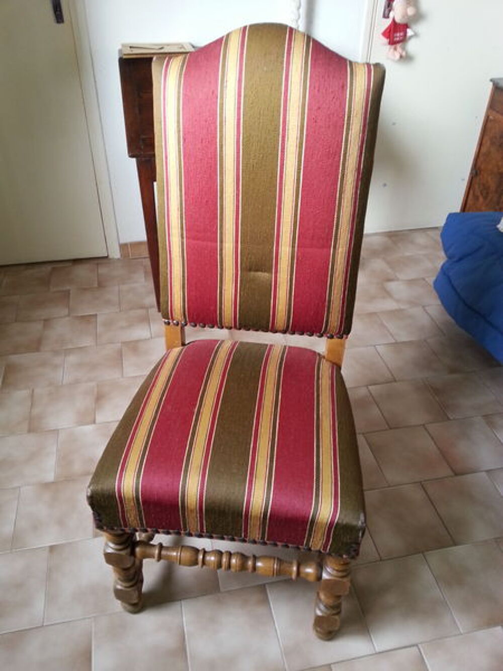 6 chaises style Louis XIII en ch&ecirc;ne Meubles