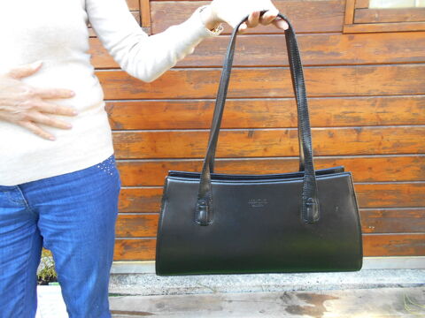 SAC A MAIN CUIR   Abbacino   28 Dammarie-les-Lys (77)