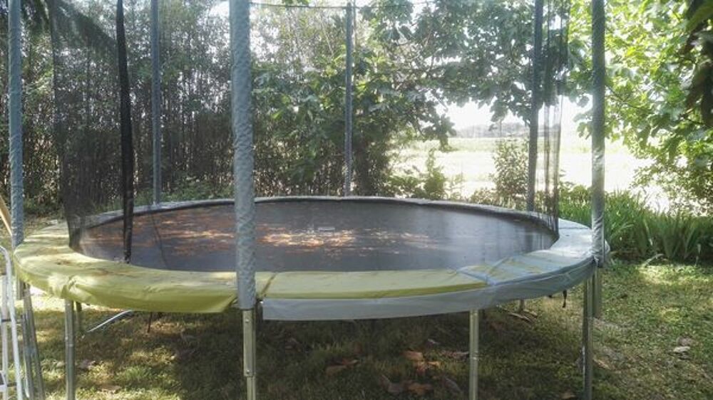 trampoline enfants et adultes Sports
