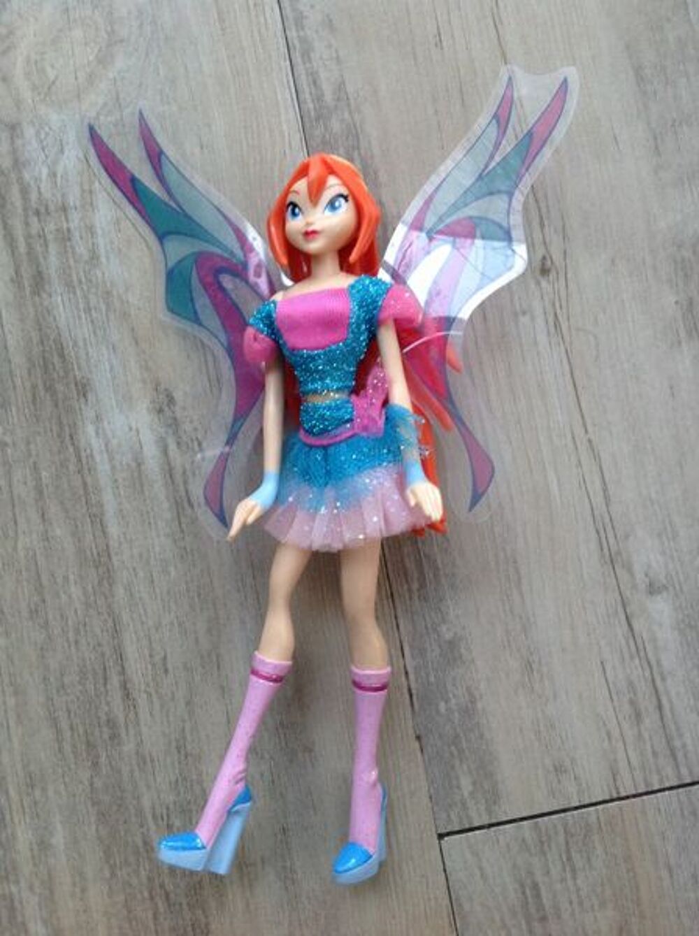 Poup&eacute;e winx Jeux / jouets