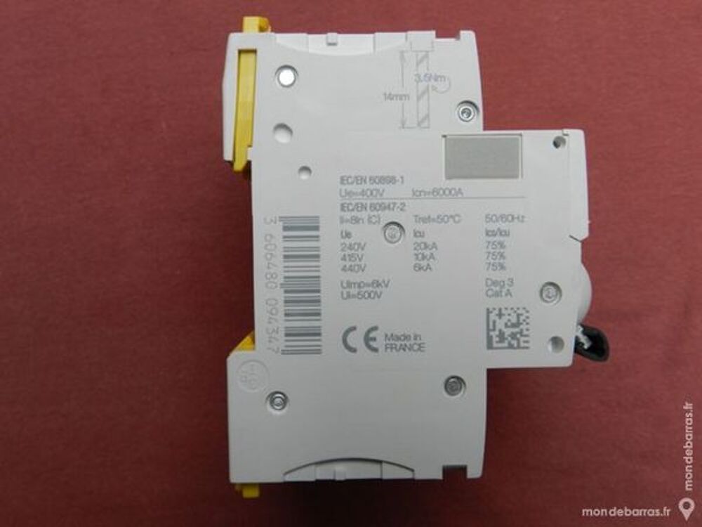 R&eacute;f A9F77432 DISJONCTEUR SCHNEIDER ACTI9 4P 32A C Bricolage