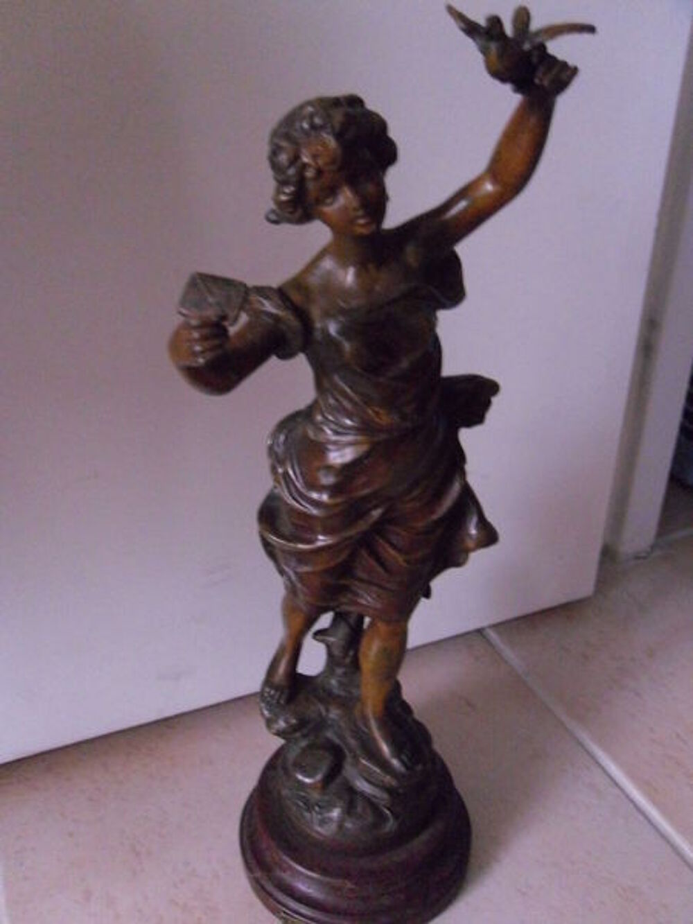 Statue r&eacute;gule 19e "Le message" "Guillemin" 39cm 