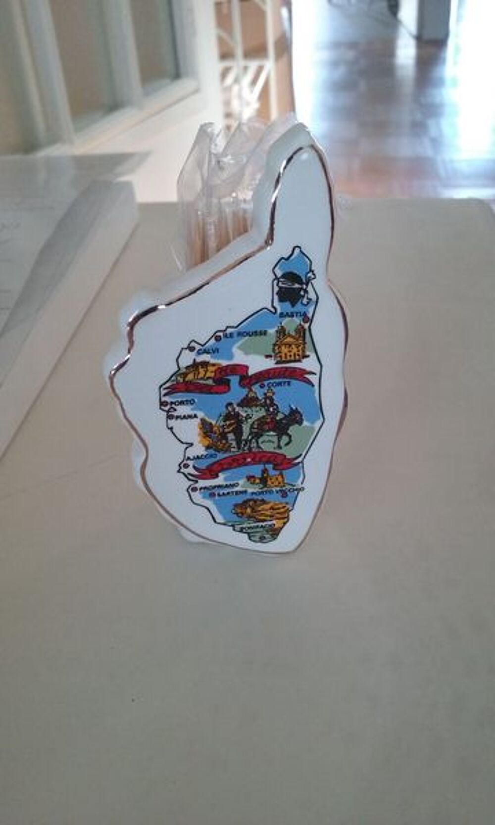 Porte piques (ou de toutes autres choses) en forme de Corse Décoration