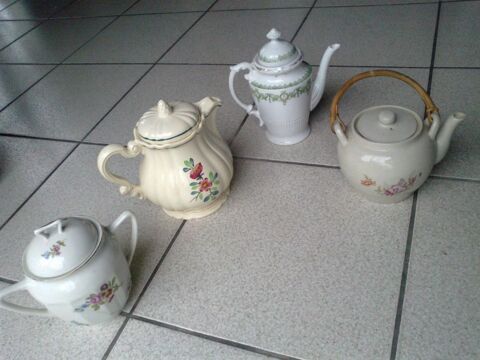 Lot cafeti�res et th�i�re anciennes 15 Challans (85)