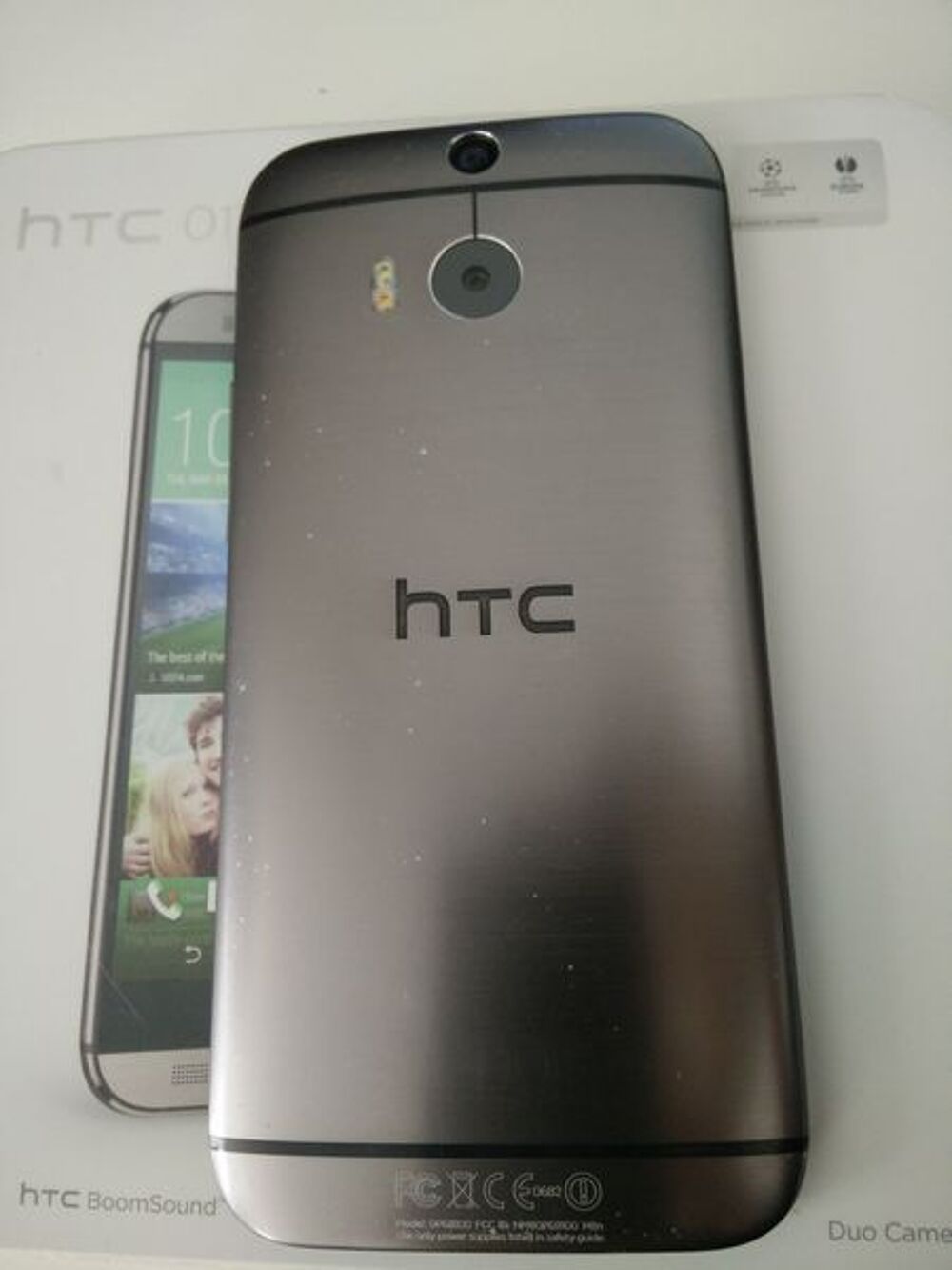HTC One M8 16go d&eacute;bloqu&eacute; tout op&eacute;rateur Téléphones et tablettes