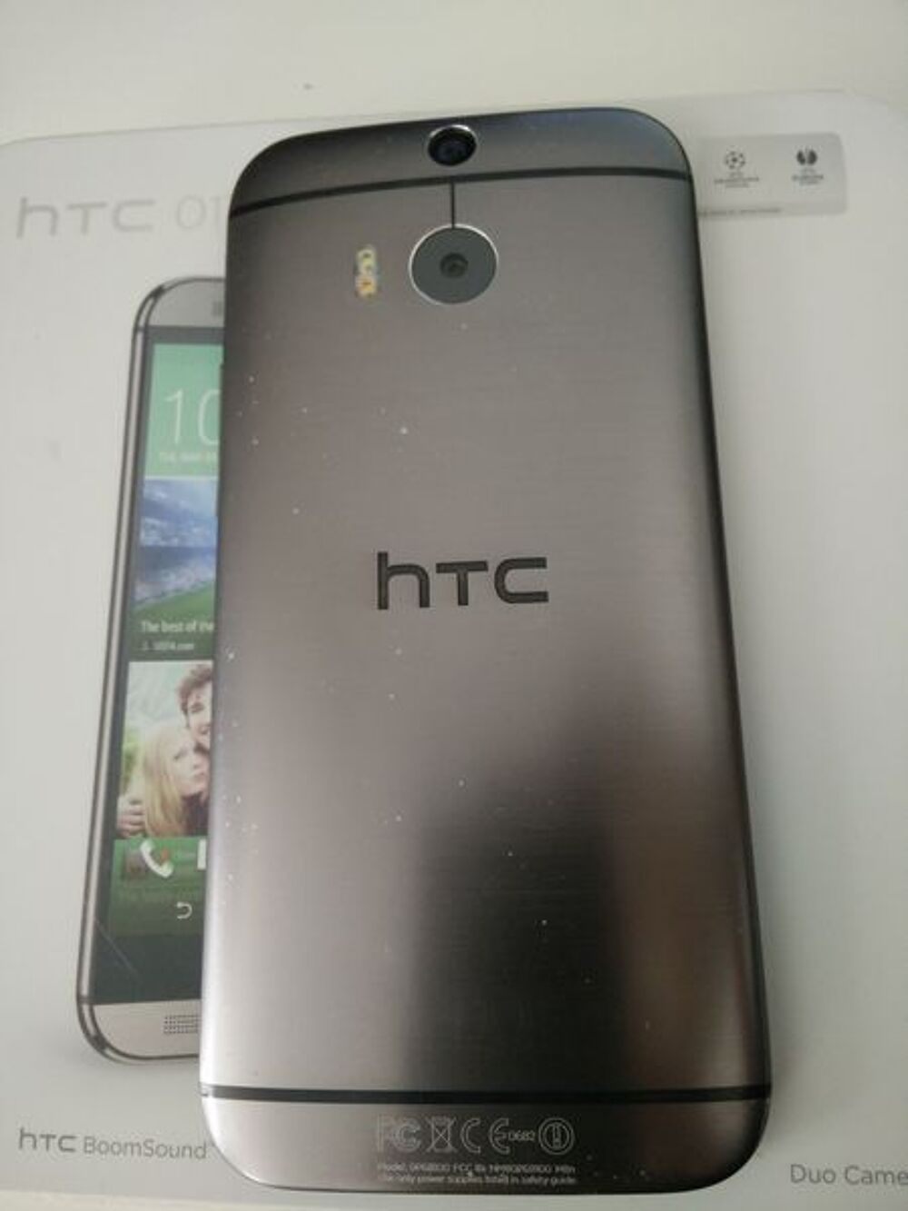 HTC One M8 16go d&eacute;bloqu&eacute; tout op&eacute;rateur Tlphones et tablettes