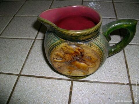 pichet barbotine boss08 20 Bogny-sur-Meuse (08)