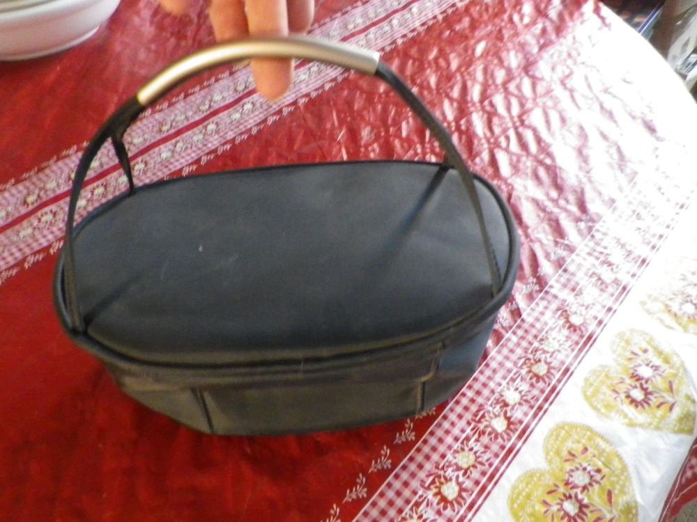 TROUSSE DE TOILETTE / VANITY BLEU FONCE Maroquinerie