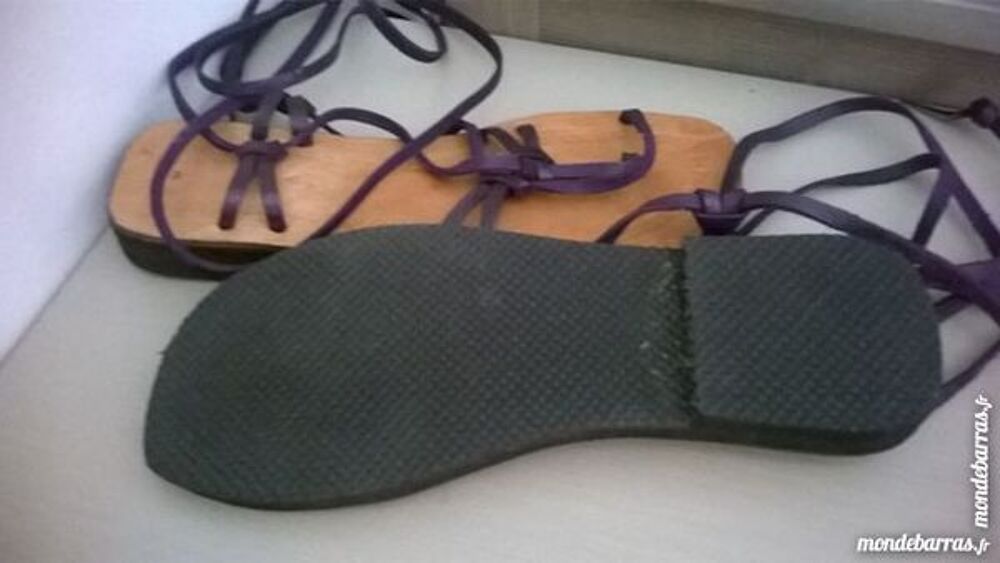 Jolies spartiates hautes tout cuir NEUVES &agrave; lacer Chaussures