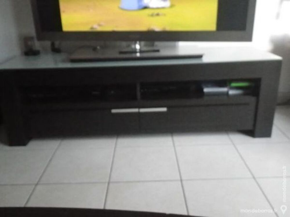 Meuble TV couleur weng&eacute; Meubles