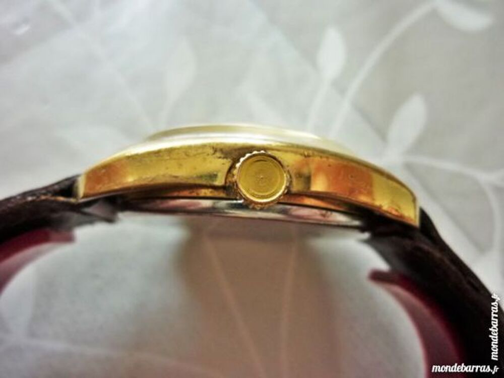 BENRUS P76 GERMANY montre m&eacute;canique 1970 BEN0005 Bijoux et montres