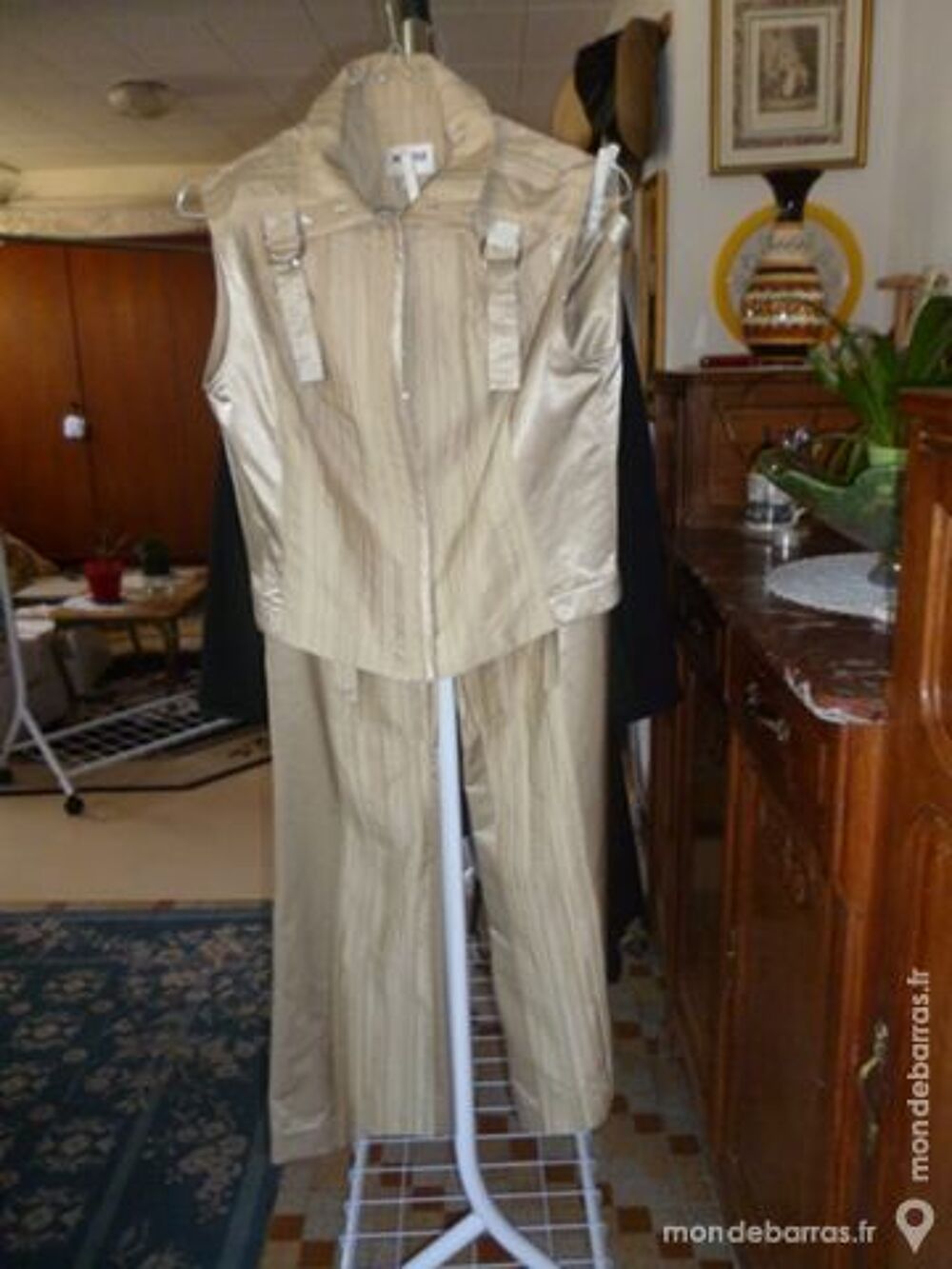 ensemble pantalon beige Vêtements